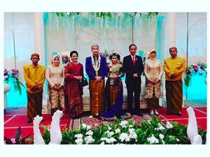 Begini Suasana Saat Jokowi-Iriana Hadiri Pernikahan Pengawalnya
