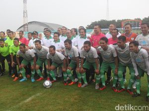 Menakertrans Resmikan Liga Pekerja Indonesia