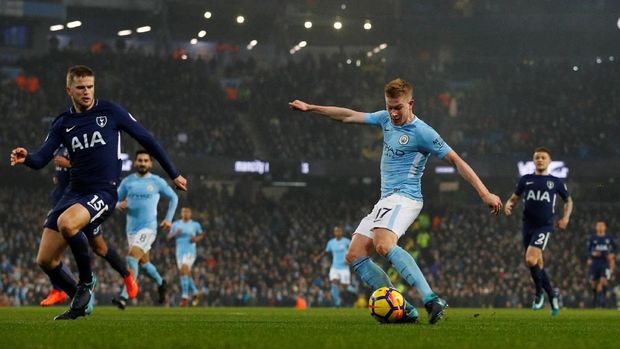 Kevin De Bruyne jadi pembeda di lini tengah Manchester City.