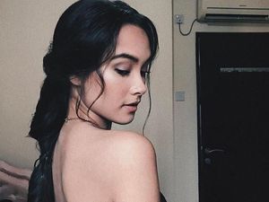 Cantiknya Caitlin Halderman, Bintang Surat Cinta Untuk Starla Cantiknya Caitlin Halderman, Bintang Surat Cinta Untuk Starla