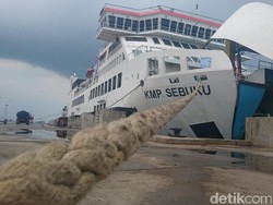 H-7 Lebaran, 22 Ribu Orang Tinggalkan Jawa Via Merak