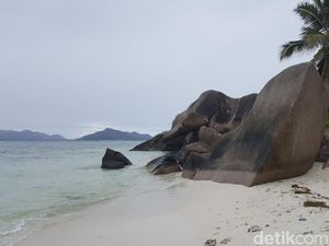 Pantai Batu Granit Paling Indah di Seychelles Pantai Batu Granit Paling Indah di Seychelles