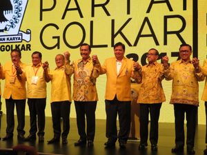 Bareng Luhut hingga Ical, Airlangga Buka Rapimnas Golkar Bareng Luhut hingga Ical, Airlangga Buka Rapimnas Golkar