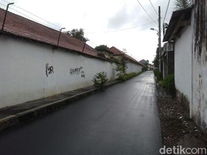 Ternyata Ini Dia Pelaku Corat-coret Pura Pakualaman di Yogya Ternyata Ini Dia Pelaku Corat-coret Pura Pakualaman di Yogya
