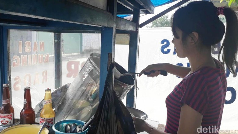 Berparas Cantik atau Tampan, Cukupkah Buat Bisnis Laris?