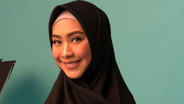 Foto: 10 Gaya Selebriti hingga Desainer Hijab yang Ikut Bela Palestina