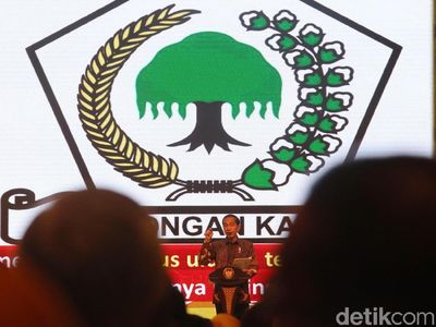 Momen Jokowi Blak-blakan Soal Grup di Tubuh Golkar
