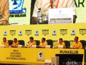 Airlangga Pimpin Paripurna Rapimnas Golkar Dukung Jokowi Capres 2019