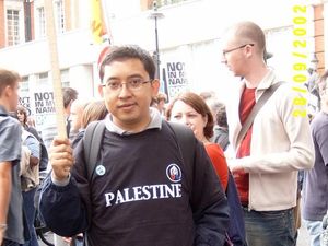 Throwback! Aksi Fadli Zon Bela Palestina di London 15 Tahun Lalu