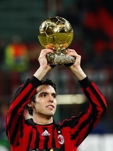Kaka A.C. Milan's Brazilian midfielder Kaka hold his Bollon d'Or trophy before the UEFA Champions League Group D qualification match between AC Milan and Celtic Glasgow 04 December 2007 at San Siro Stadium in Milan. Kaka was named, 02 december 2007, as France Football's Player of the Year winning the prestigious Ballon d'Or award. AFP PHOTO DAMIEN MEYER / AFP PHOTO / DAMIEN MEYER