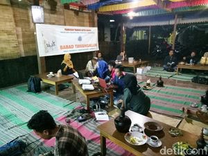 Melestarikan Kesenian Lisan, Begini yang Dilakukan Suku di Banyuwangi Melestarikan Kesenian Lisan, Begini yang Dilakukan Suku di Banyuwangi