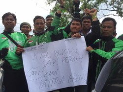 Demo di Kantor Gubernur, Ojek Online Sumut Desak Pemerintah Adil