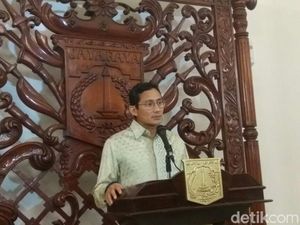 Bertemu CEO Go-Jek, Sandi Bahas Kerja Sama Berdayakan UMKM Bertemu CEO Go-Jek, Sandi Bahas Kerja Sama Berdayakan UMKM