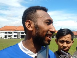 Gabung Latihan, Patrich Wanggai Merapat ke Persib
