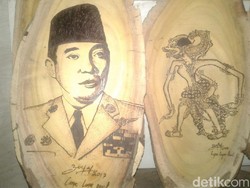 Lukisan Kayu Nangka Karya Anak Ponorogo Ini Laris Manis