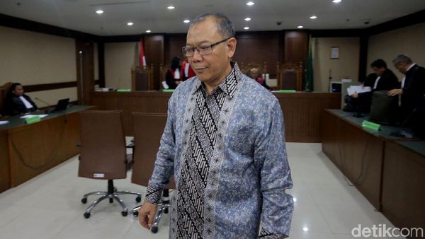Yunus Nafik Kembali Jalani Sidang Lanjutan
