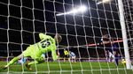 Deretan Kiper Penghenti Eksekusi Penalti Messi