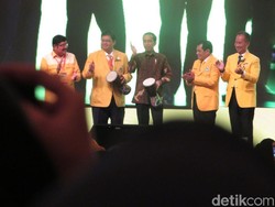 Pukul Jimbe, Presiden Jokowi Resmi Buka Munaslub Golkar