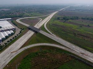 Turunkan Tarif, Operator Bakal Kuasai Tol Sampai 50 Tahun Turunkan Tarif, Operator Bakal Kuasai Tol Sampai 50 Tahun