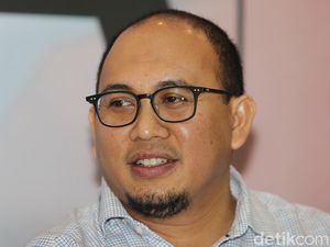 Gerindra Tepis Hanura: Galang Dana Prabowo Tak untuk Serangan Fajar! Gerindra Tepis Hanura: Galang Dana Prabowo Tak untuk Serangan Fajar!