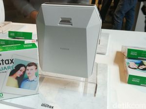 Printer Mini Fujifilm Cetak Foto Instan ala Instagram Printer Mini Fujifilm Cetak Foto Instan ala Instagram
