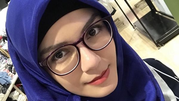 Foto: Cantiknya Nadya Almira, Artis FTV yang Kini Berhijab