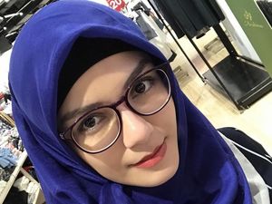 Foto: Cantiknya Nadya Almira, Artis FTV yang Kini Berhijab