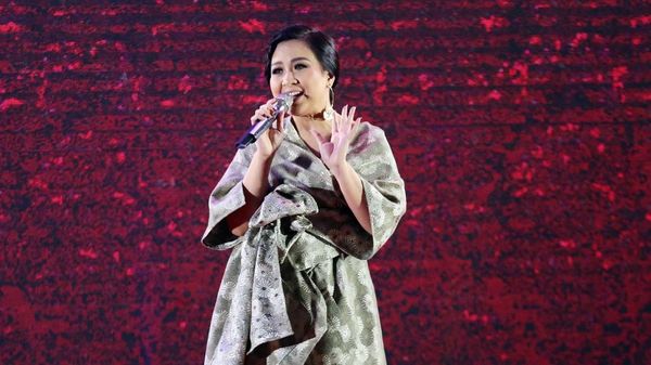 Astrid Mulai Aktif di Atas Panggung