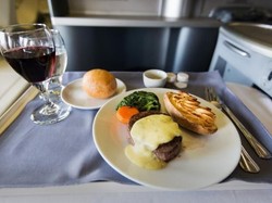 Kenapa Sih Makanan di Pesawat Rasanya Berbeda?