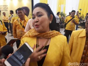 Spekulasi Barter Politik Posisi Titiek dengan Kursi Pimpinan MPR Spekulasi Barter Politik Posisi Titiek dengan Kursi Pimpinan MPR