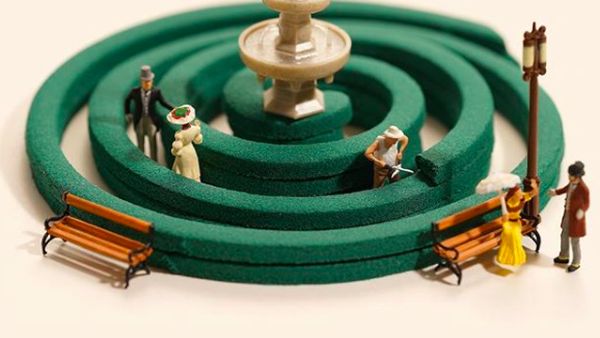 Dunia Miniatur Keren Ini Dibuat Tiap Hari dalam 6 Tahun