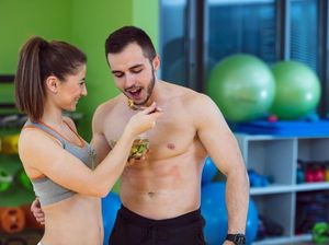 Mau Punya Badan Sehat dan Berotot? Ini 8 Makanan yang Perlu Rutin Dikonsumsi Mau Punya Badan Sehat dan Berotot? Ini 8 Makanan yang Perlu Rutin Dikonsumsi
