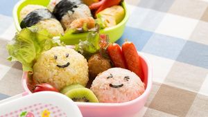 Mau Bekal Apa Besok? 10 Makanan Ini Bisa Jadi Inspirasi Anda!