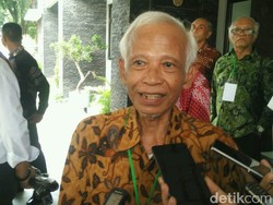 Ini Dia Kasmujo, Dosen Pembimbing Skripsi Jokowi yang Katanya Galak