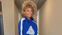 Tampil dengan busana olahraga pun, Frumes tetap cantik. (Foto: instagram @JenaFrumes)