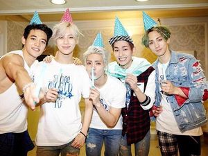 Dear Shawol, SHINee Comeback Mei 2018! Dear Shawol, SHINee Comeback Mei 2018!