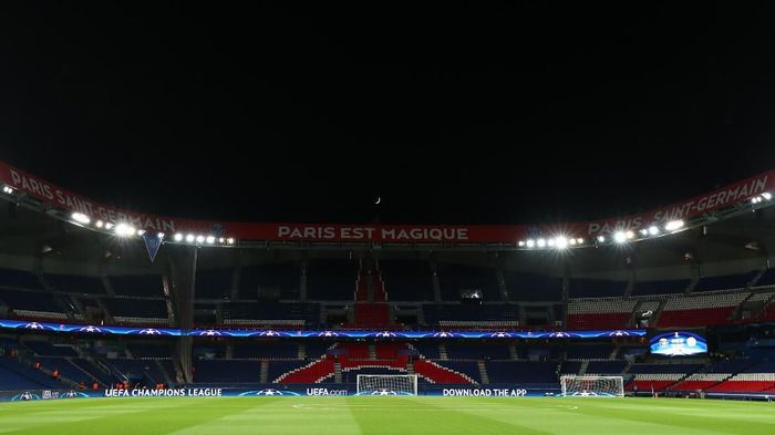 parc des princes PARIS, FRANCE - NOVEMBER 22: General view inside the stadium before the UEFA Champions League group B match between Paris Saint-Germain and Celtic FC at Parc des Princes on November 22, 2017 in Paris, France. (Photo by Catherine Ivill/Getty Images)