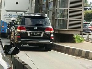 Samsat Surati Pemilik Mobil B-1-UNO Terkait Pajak Kendaraan Samsat Surati Pemilik Mobil B-1-UNO Terkait Pajak Kendaraan