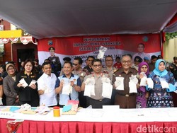 Polda Jatim Musnahkan 5 Kg Sabu Hingga 195 Pohon Ganja