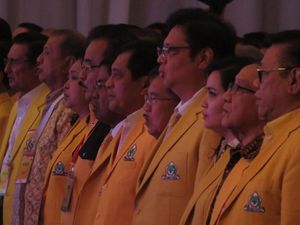 Golkar Bersih dari Trah Soeharto, Apa Untung-Ruginya?