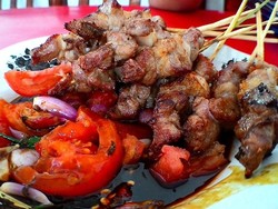Yuk, Jajan Sate Enak dan Mantap di 5 Tempat Ini
