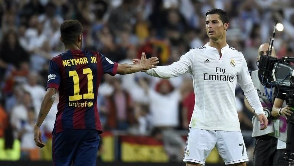 Neymar dan Ronaldo saat masih berduel di La Liga (Gerard Julien/AFP Photo)