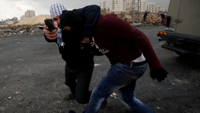 Kisah Mustaribeen, Intel Penyusup Demonstran Palestina
