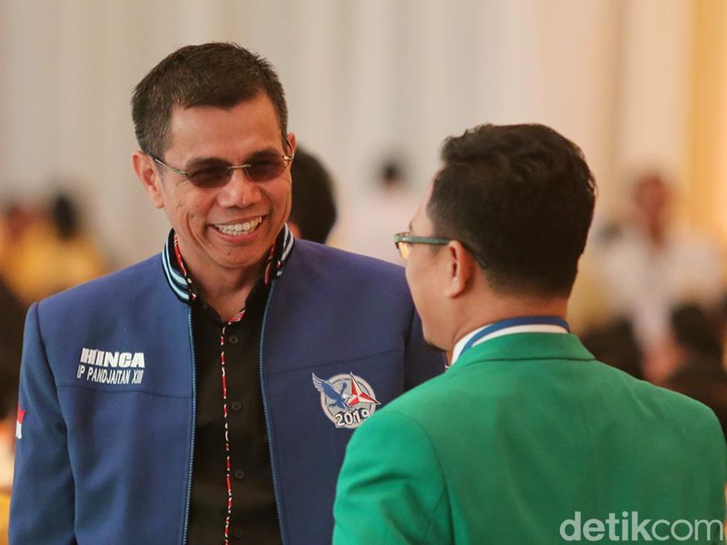 JR Saragih Tak Lolos Pilgub Sumut 2018, PD Gugat KPUD ke Bawaslu JR Saragih Tak Lolos Pilgub Sumut 2018, PD Gugat KPUD ke Bawaslu