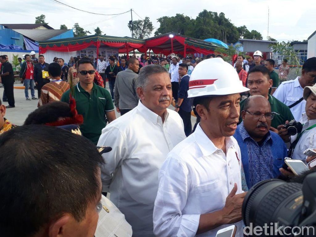Jokowi: 2.000 Desa di Papua Belum Berlistrik Jokowi: 2.000 Desa di Papua Belum Berlistrik