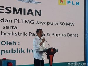 Peringkat Utang RI Naik, Jokowi: Kepercayaan Itu Mahal Peringkat Utang RI Naik, Jokowi: Kepercayaan Itu Mahal
