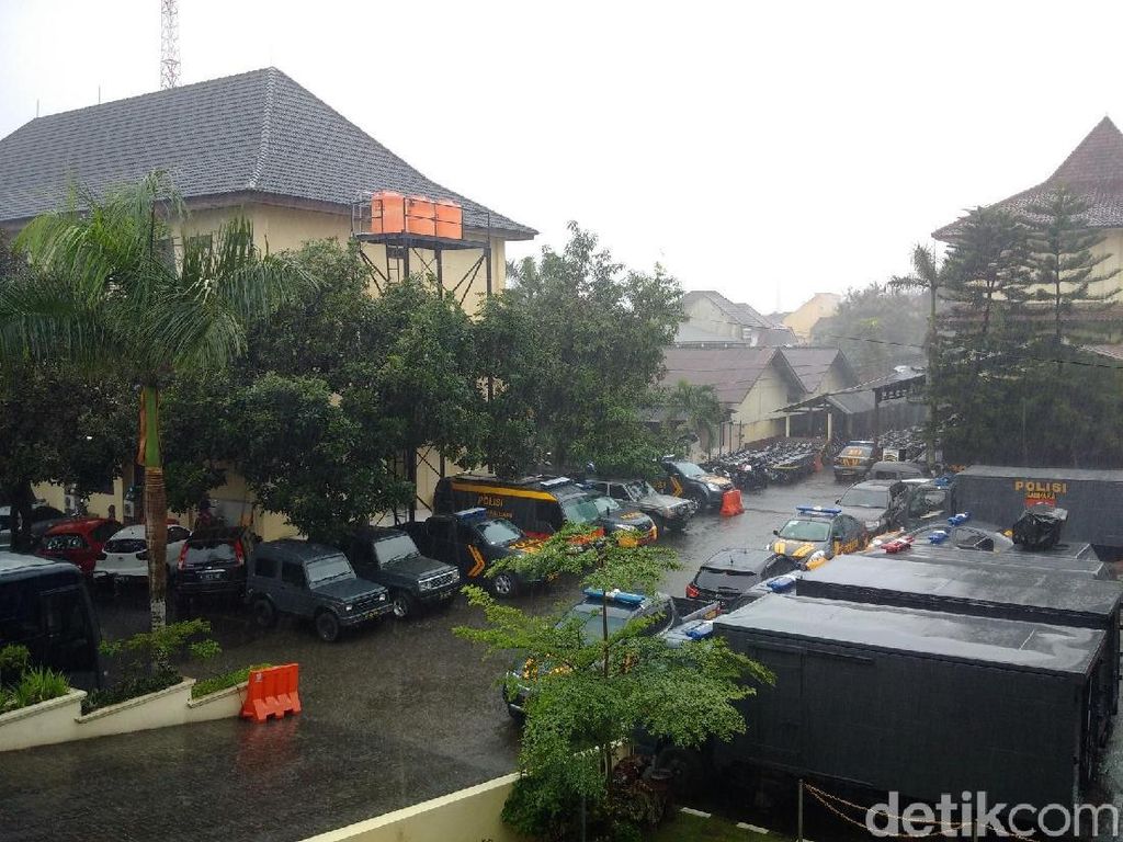 Hujan Lebat di DIY, BMKG Keluarkan Peringatan Dini Cuaca Ekstrem Hujan Lebat di DIY, BMKG Keluarkan Peringatan Dini Cuaca Ekstrem