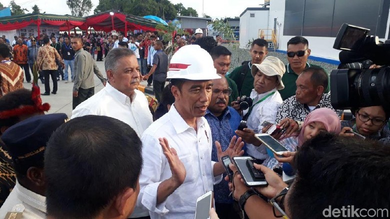 Pesan Jokowi ke Jonan: Tahun Depan Semua Desa Terang Benderang