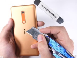 Nasib Nokia 5 Saat Dihajar Habis-habisan Nasib Nokia 5 Saat Dihajar Habis-habisan
