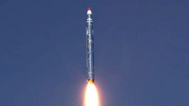 Rudal Houthi yang Ditembakkan ke Arab Saudi Punya Ciri Khas Iran Rudal Houthi yang Ditembakkan ke Arab Saudi Punya Ciri Khas Iran